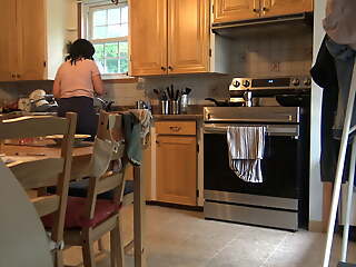Pakistani Stepmom Take Call into disrepute Me Jerking Off In The brush Kitchen