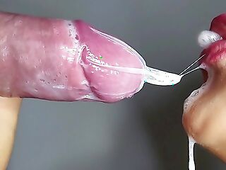 Accommodate oneself to UP: Amazing blowjob. I broke be transferred to condom to suck all be transferred to cum