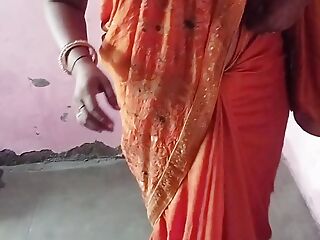 Sister-in-law was going to the function wearing a beautiful saree. Before going to the function, I fucked her.