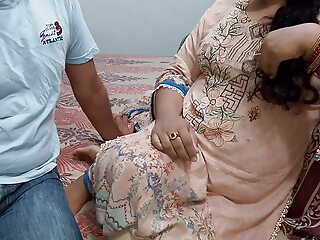 First duration Feigning mummy ka Sath suhagraat manaye.