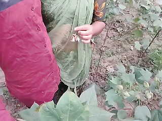 Desi Indian townsperson maid fucked by Malik, hindi maid outdoor jaungal sex viral video hindi audio lHD